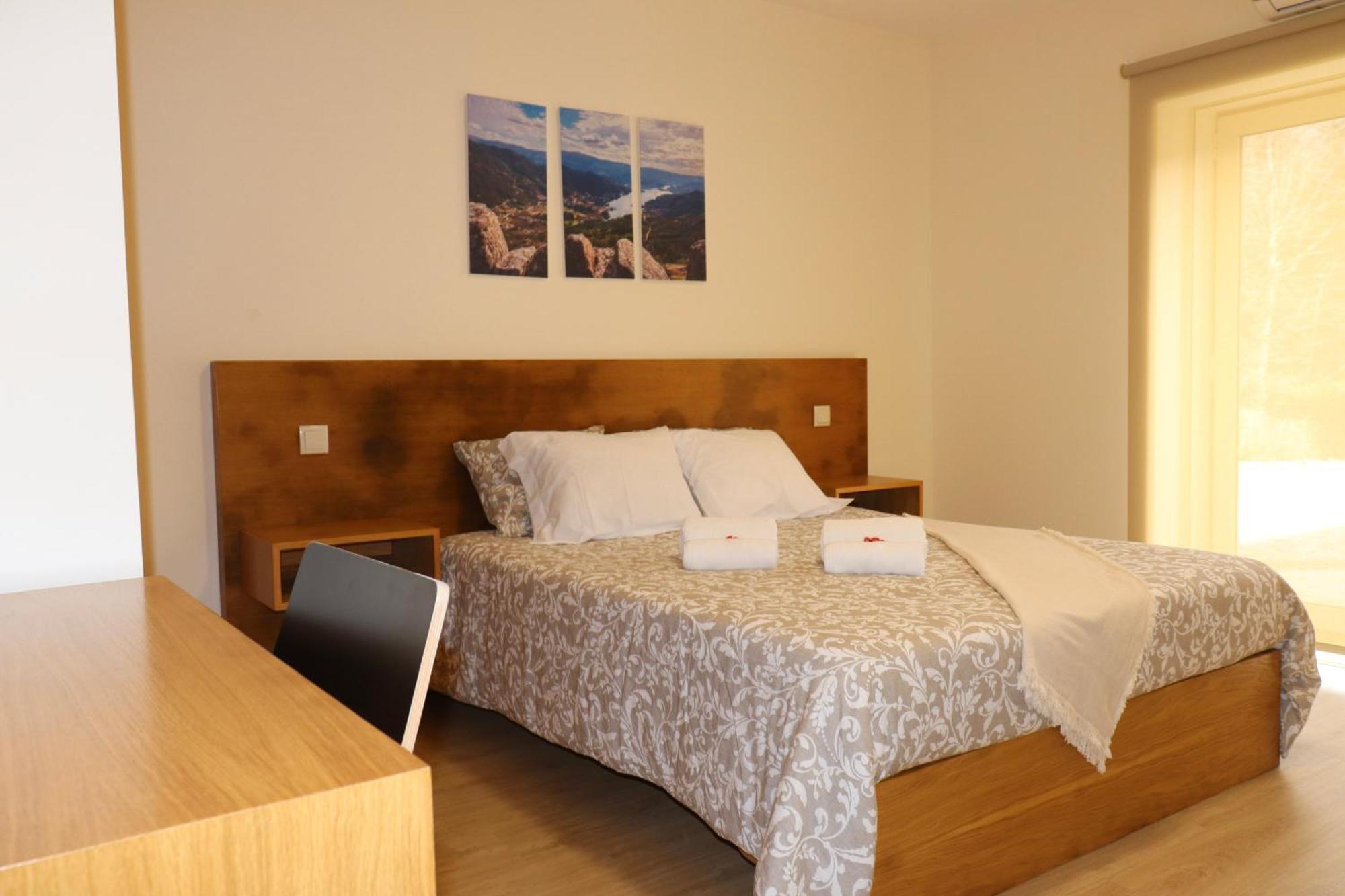 Outeiro Do Moinho Bed & Breakfast Campo do Geres Bagian luar foto