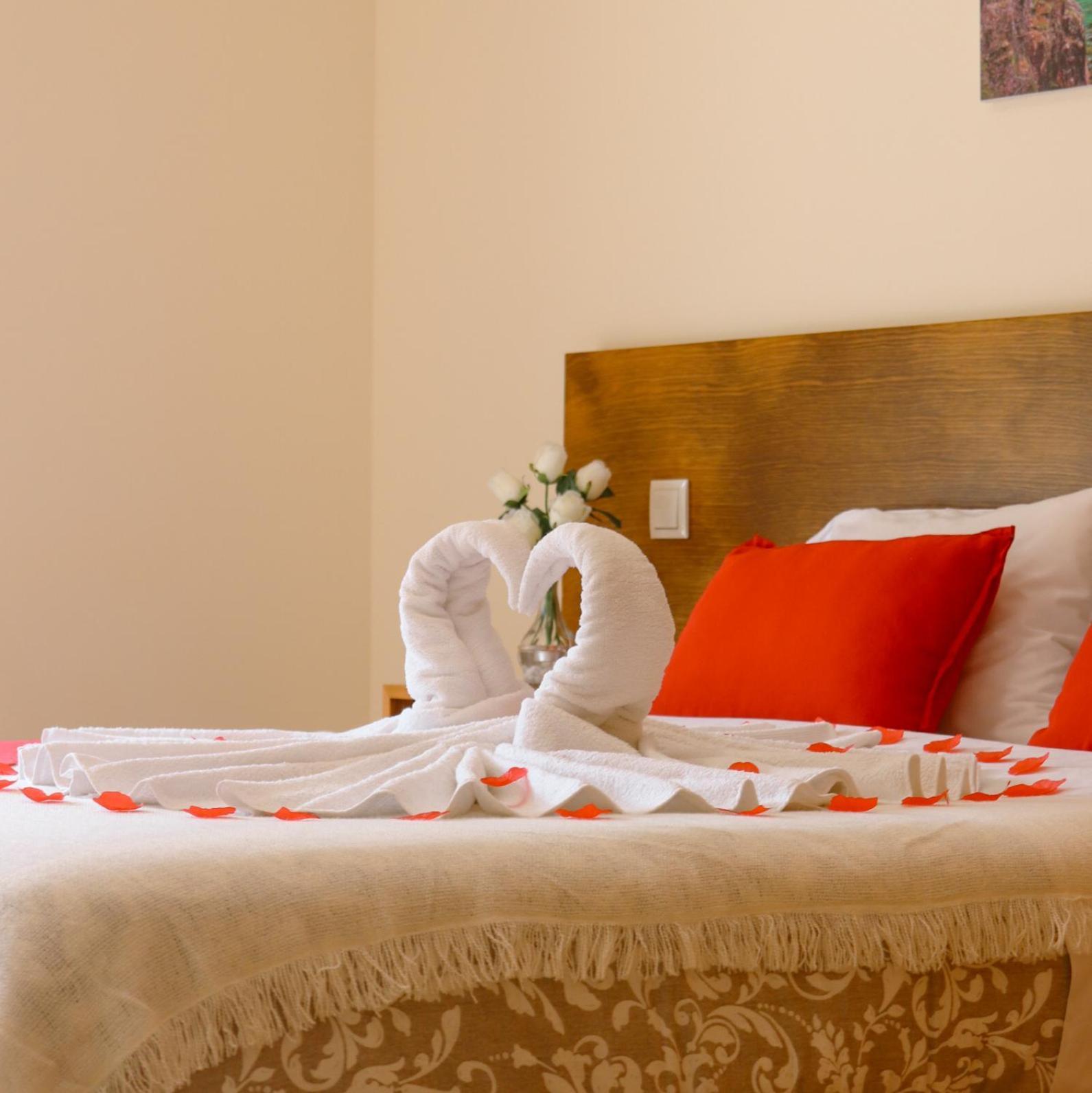Outeiro Do Moinho Bed & Breakfast Campo do Geres Bagian luar foto